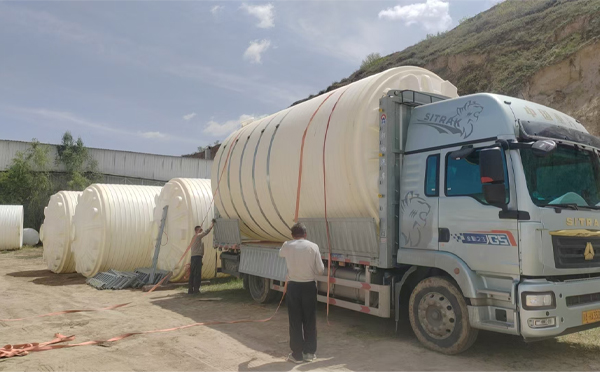 夏河立式运输桶装车中