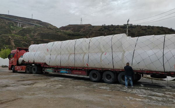 夏河PE吨桶交付中