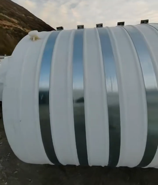 圆形夏河塑料桶批量交付案例:结构稳定,适配多行业液体储运需求 圆形夏河塑料桶批量交付案例:结构稳定,适配多行业液体储运需求